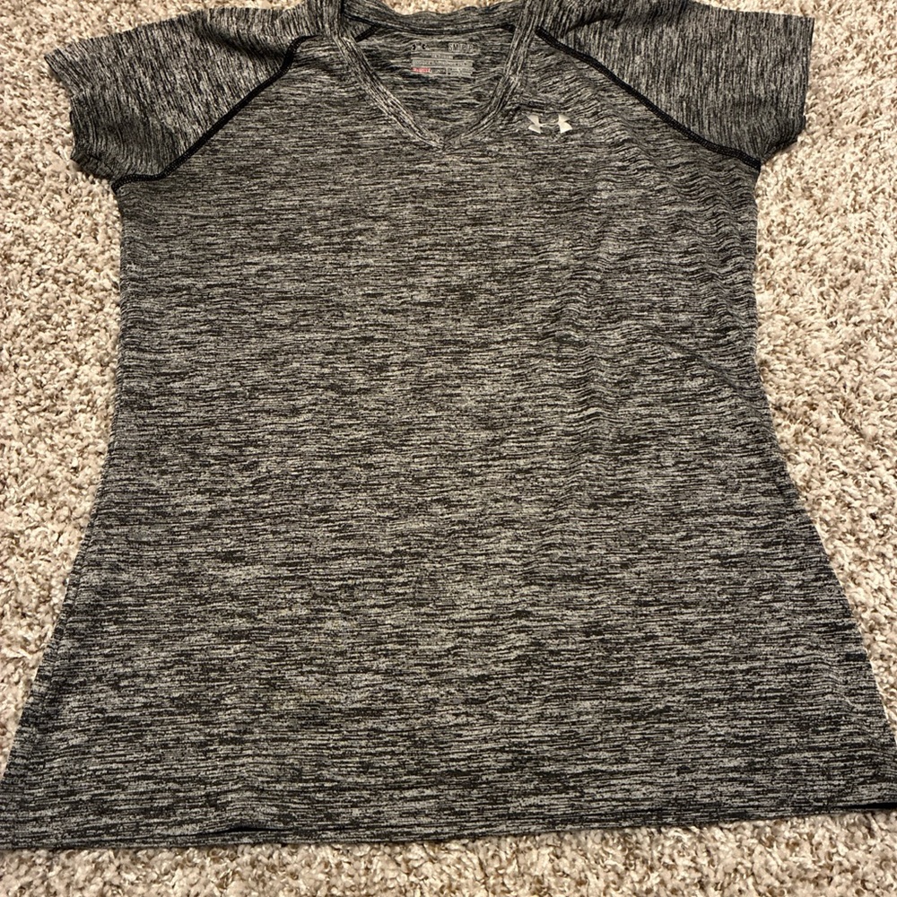 Under Armour Women's Heathered Black V-Neck Tee